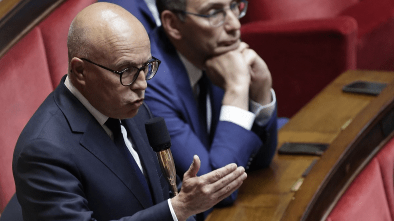 Un allié du Rassemblement fait pression pour un projet de loi visant à annuler l&rsquo;interdiction de Le&nbsp;Pen