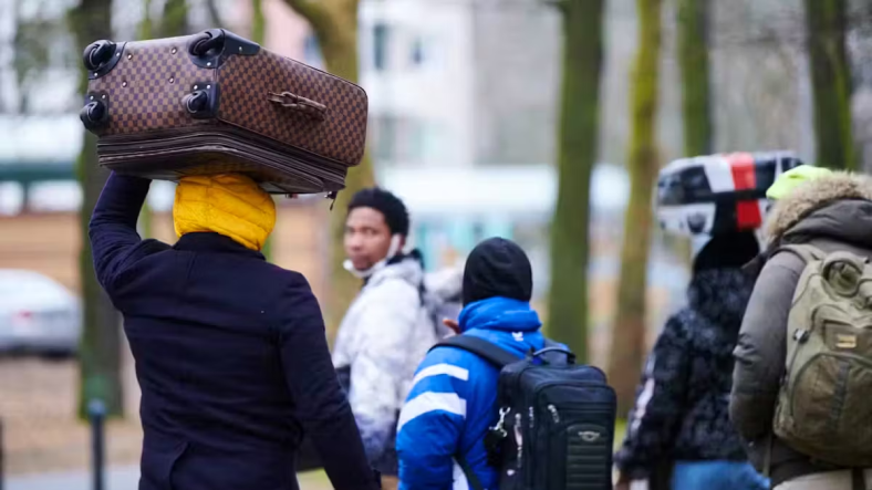 L&rsquo;Allemagne suspend le regroupement familial des migrants pour certains&nbsp;arrivants