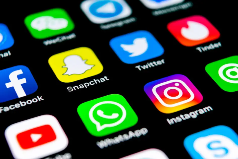 Le Danemark prévoit d&rsquo;interdire les réseaux sociaux aux enfants de moins de 15 ans en&nbsp;2026.